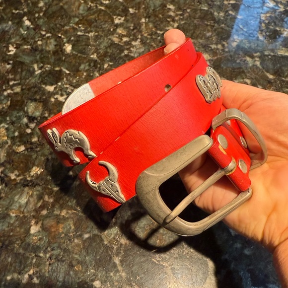 Vintage 90s Womens‎ Silver Concho Southwestern Animals Red Leather Belt 37” M main image 15